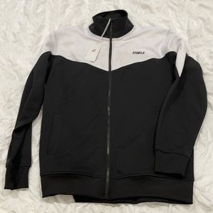 Staple zip up